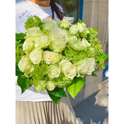 Elegáns rózsacsokor